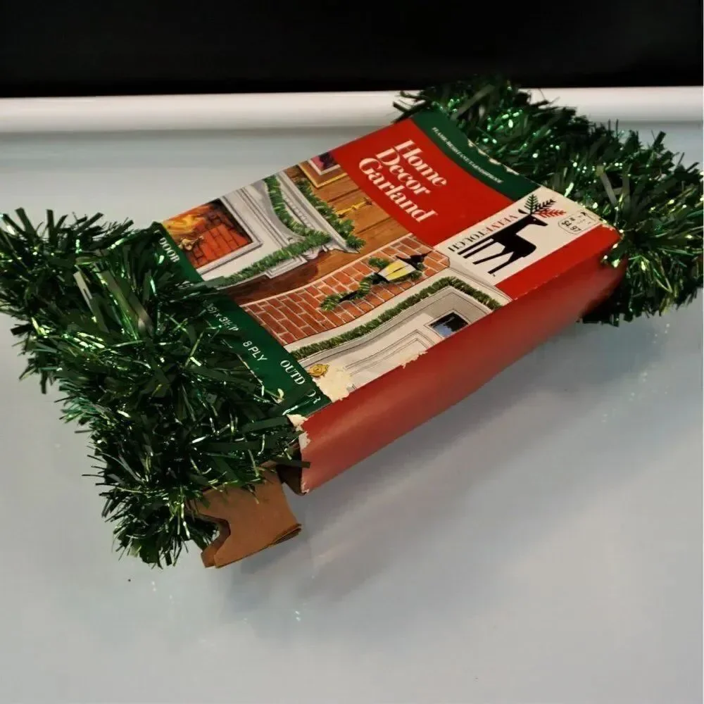 Vintage Home Decor Garland VELVET TOUCH 15ft Green Tinsel Christmas Indoor Outdo